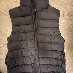 H&M Black Quilted Vest